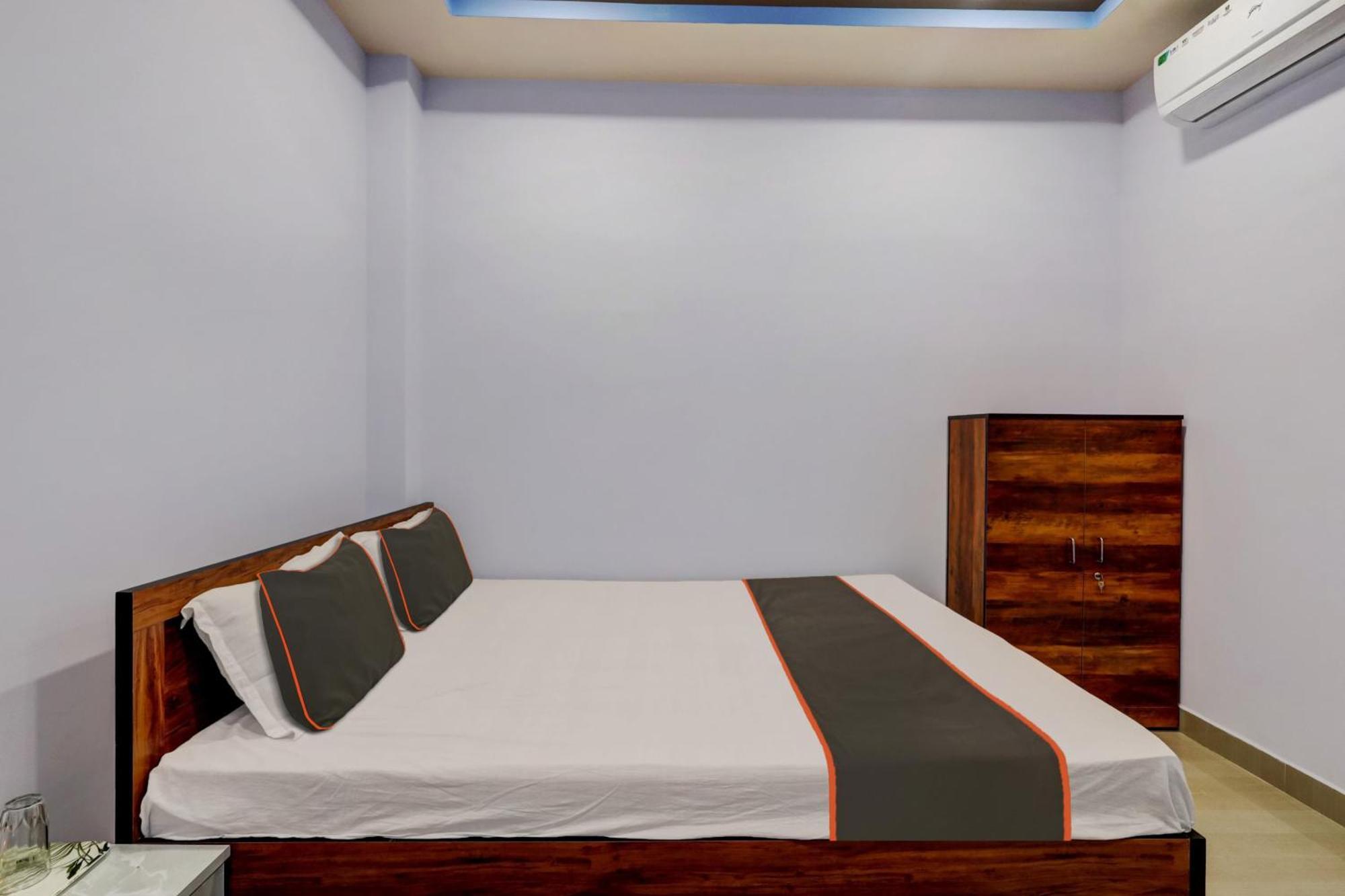 Collection O Ashirbad Lodge Guwahati Eksteriør billede